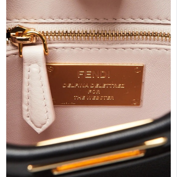 FENDI RARE BRACELET BAG - Picture 9 of 13